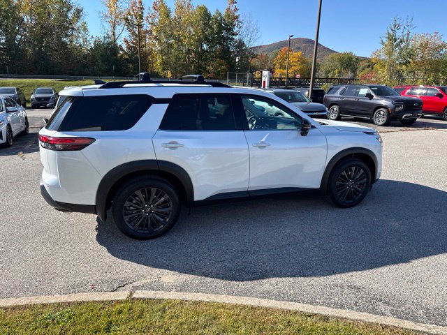 New 2026 Nissan Pathfinder SL AWD/4WD image 18