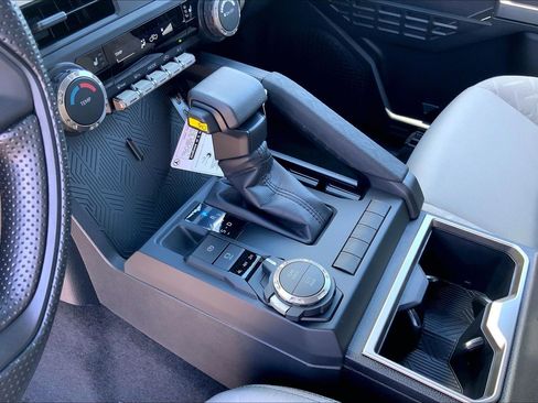 New 2026 Toyota Tacoma SR5 AWD/4WD image 10