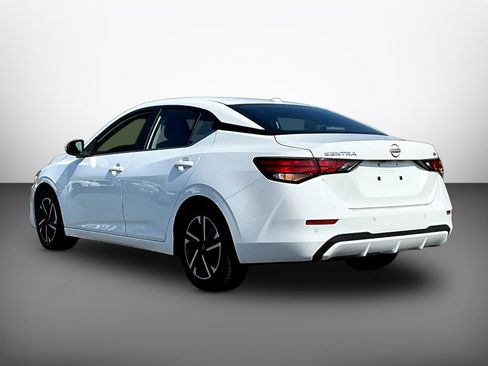 Used 2024 Nissan Sentra SV w/ All-Weather Package FWD image 4