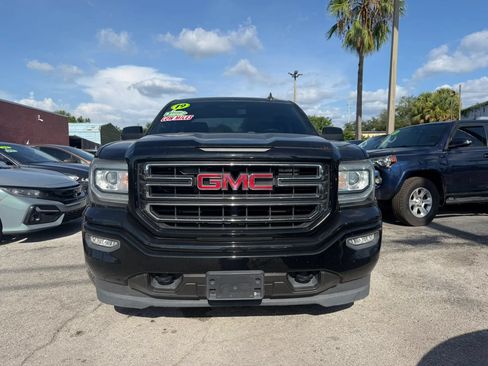 Used 2019 GMC Sierra 1500 Limited w/ Elevation Edition RWD image 2