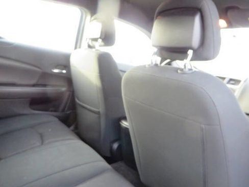 Used 2013 Dodge Avenger SE image 38