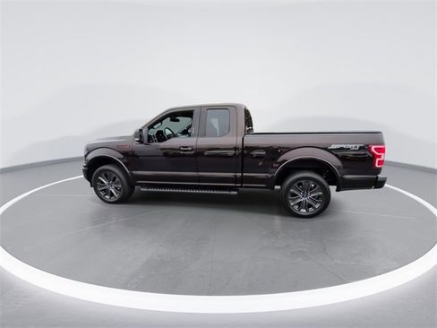 Used 2018 Ford F150 XLT w/ Equipment Group 302A Luxury image 4