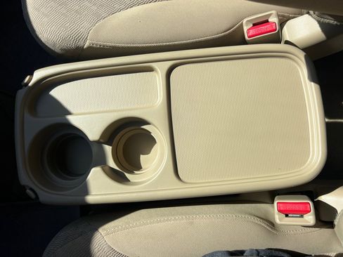 Used 2006 Honda CR-V LX image 34