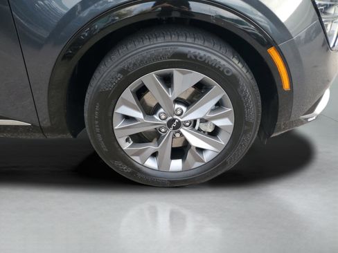 Certified 2024 Kia Sportage SX image 6
