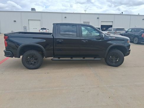 Used 2026 Chevrolet Silverado 1500 ZR2 AWD/4WD image 6