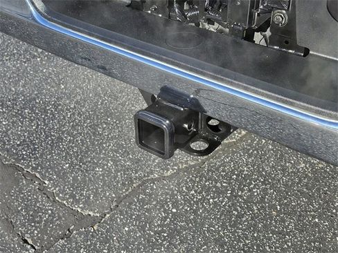 Used 2023 Chevrolet Silverado 1500 LT w/ Leather Package image 15