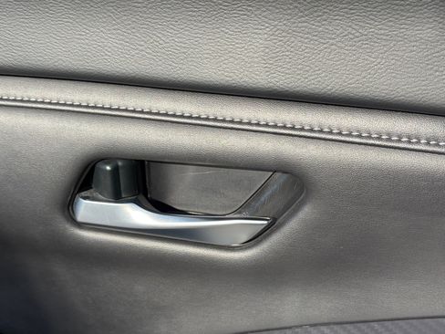 Used 2023 Nissan Sentra SV image 18