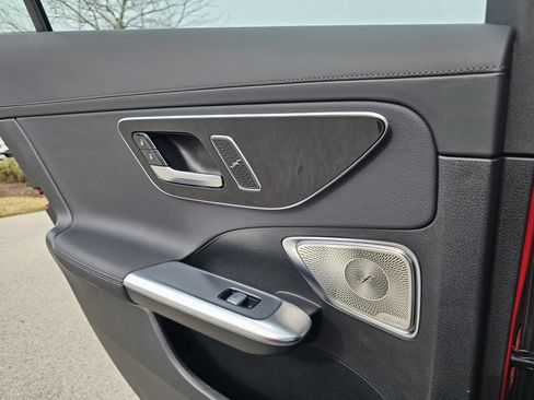 Used 2025 Mercedes-Benz C 300 4MATIC Sedan image 22