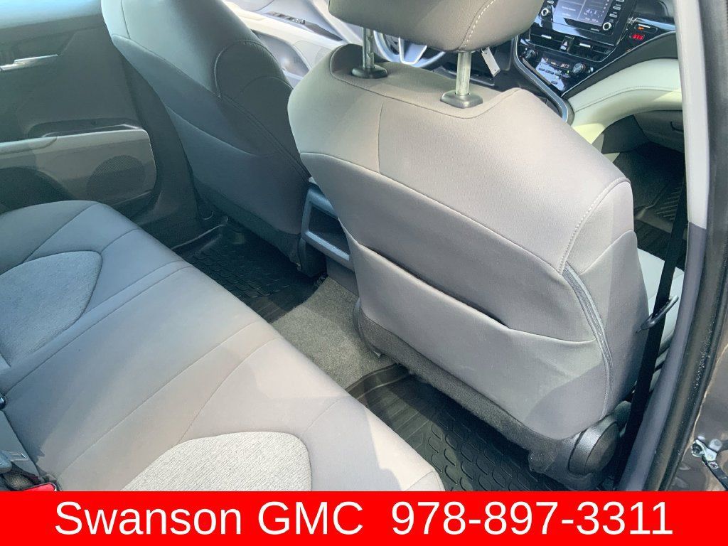 Used 2022 Toyota Camry LE FWD image 31
