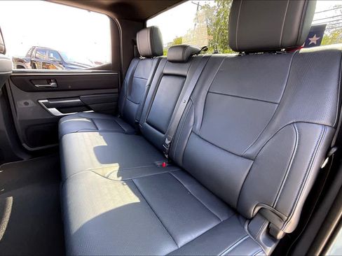 Used 2024 Toyota Tundra Platinum AWD/4WD image 21