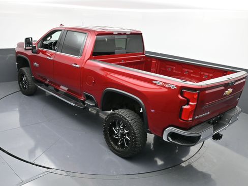 Used 2024 Chevrolet Silverado 2500 LTZ w/ LTZ Texas Edition image 33