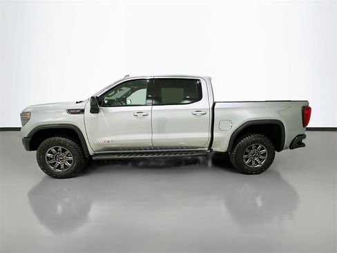Used 2024 GMC Sierra 1500 AT4X image 4