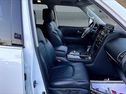 Used 2023 Nissan Armada Platinum w/ Captain's Chairs Package image 7