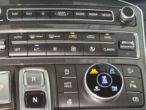 Used 2023 Hyundai Santa Fe Limited image 27