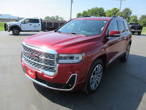Certified 2021 GMC Acadia Denali w/ Denali Ultimate Package AWD/4WD image 12
