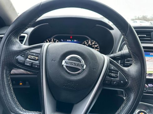 Used 2017 Nissan Maxima Platinum image 19