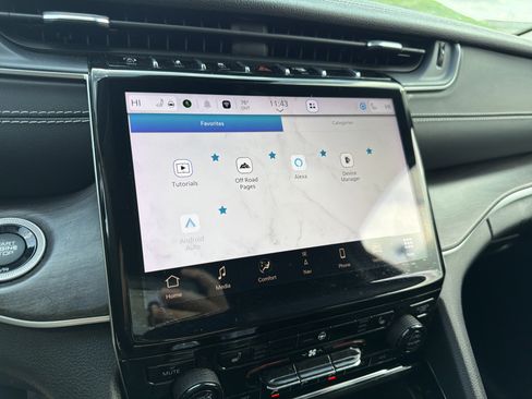 Used 2023 Jeep Grand Cherokee L Limited image 18