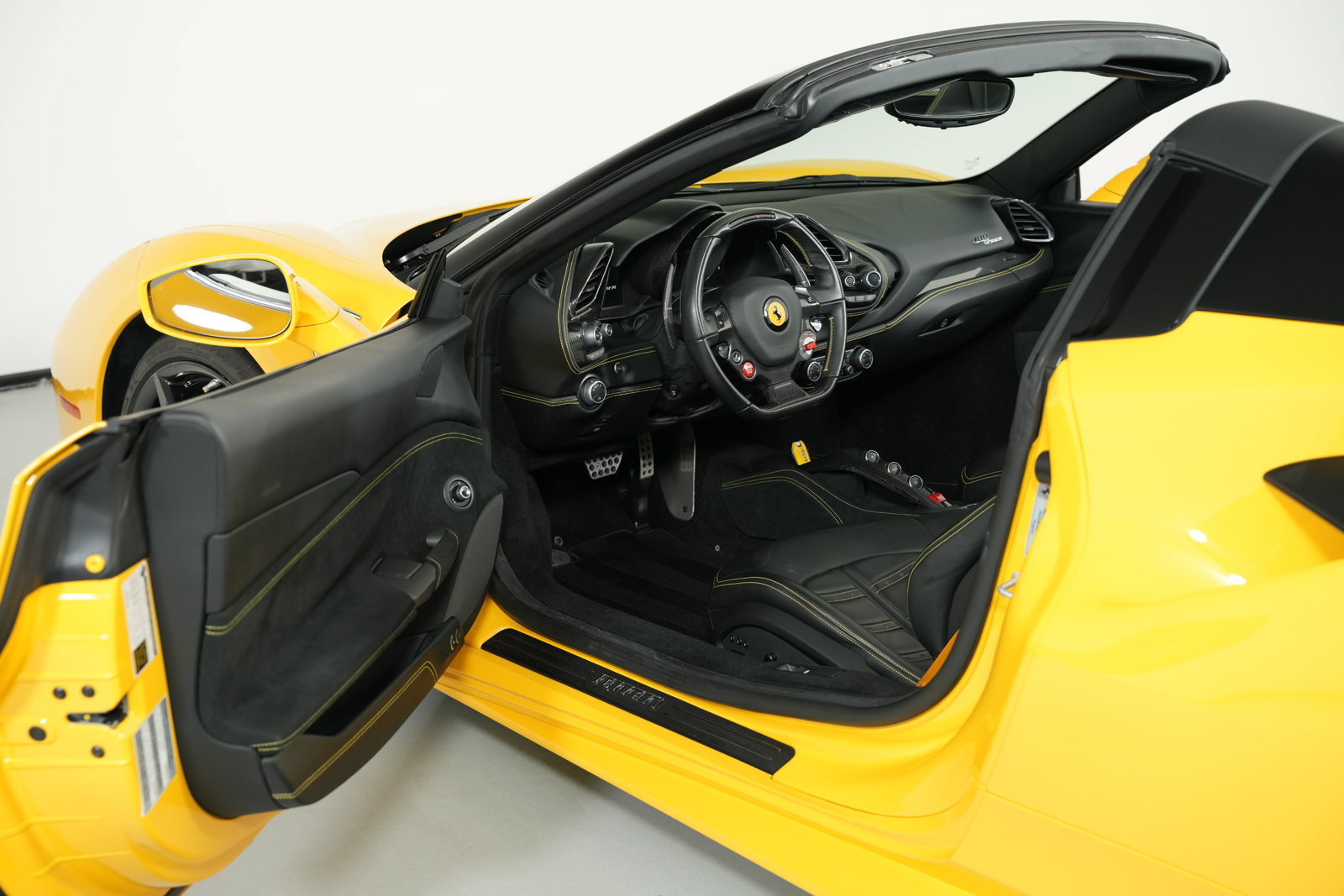 Certified 2018 Ferrari 488 Spider RWD image 27