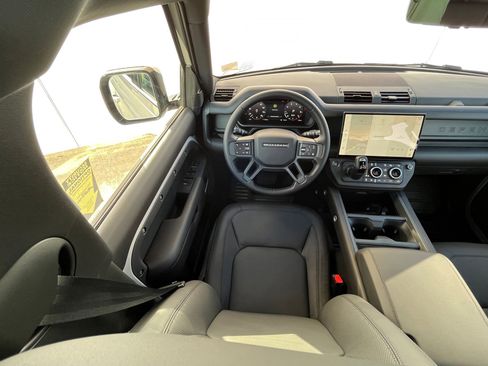 New 2026 Land Rover Defender 110 S image 24