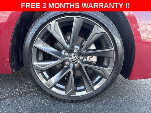 Used 2024 Toyota Corolla SE w/ SE Convenience Package FWD image 10