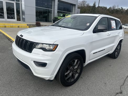 Used 2021 Jeep Grand Cherokee Limited w/ Quick Order Package 28K 80th AWD/4WD image 2