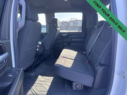 Certified 2022 Chevrolet Silverado 2500 Custom w/ Custom Value Package image 15