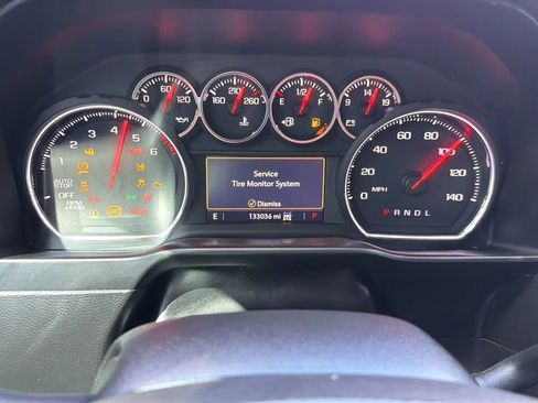 Used 2019 Chevrolet Silverado 1500 LT w/ Texas Edition AWD/4WD image 17