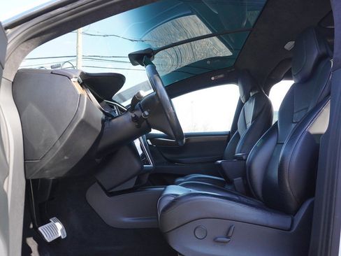 Used 2017 Tesla Model X P100D image 37