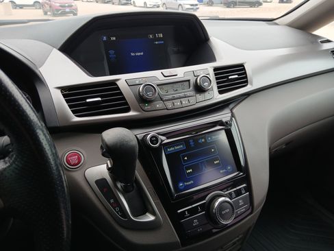 Used 2015 Honda Odyssey EX-L image 11