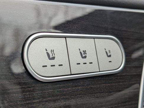 Used 2020 Mercedes-Benz GLS 450 4MATIC image 28