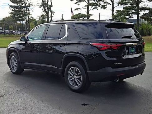 Certified 2023 Chevrolet Traverse LT image 2