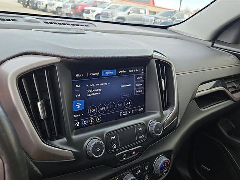 Used 2022 GMC Terrain AT4 w/ Infotainment Package II image 16