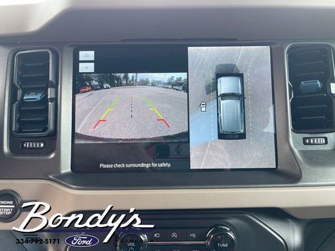 Used 2024 Ford Bronco Wildtrak image 6