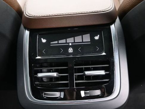 Used 2023 Volvo XC90 B6 Plus w/ Protection Package Premier AWD/4WD image 34