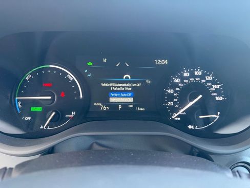 Used 2026 Toyota Sienna LE FWD image 14