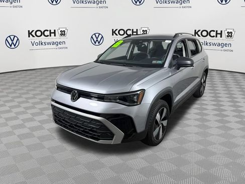 Used 2025 Volkswagen Taos S AWD/4WD image 3