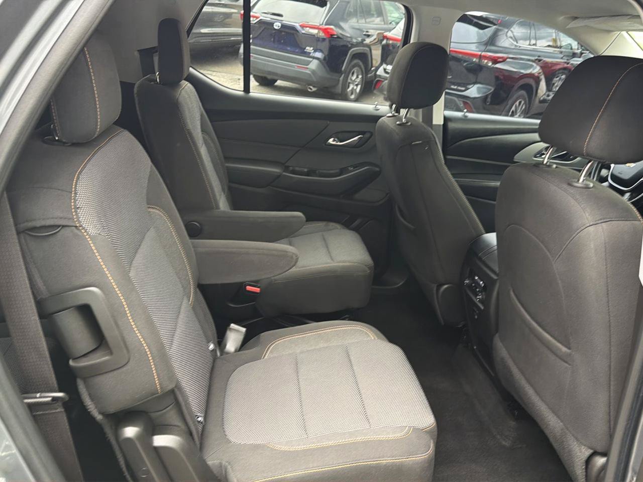 Used 2018 Chevrolet Traverse LT AWD/4WD image 24