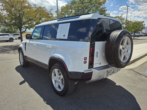 Used 2023 Land Rover Defender 110 SE AWD/4WD image 8