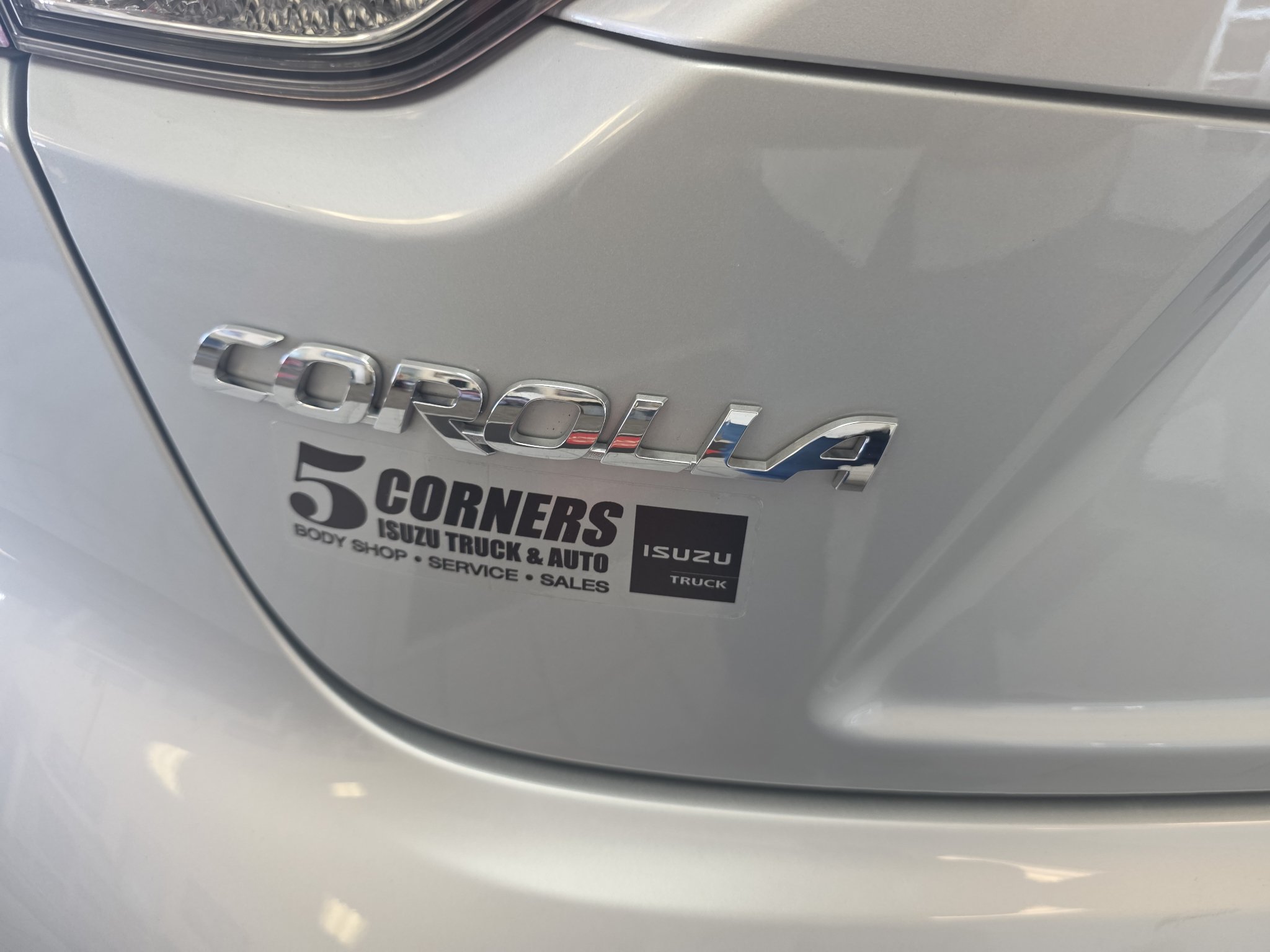Used 2026 Toyota Corolla LE FWD image 10