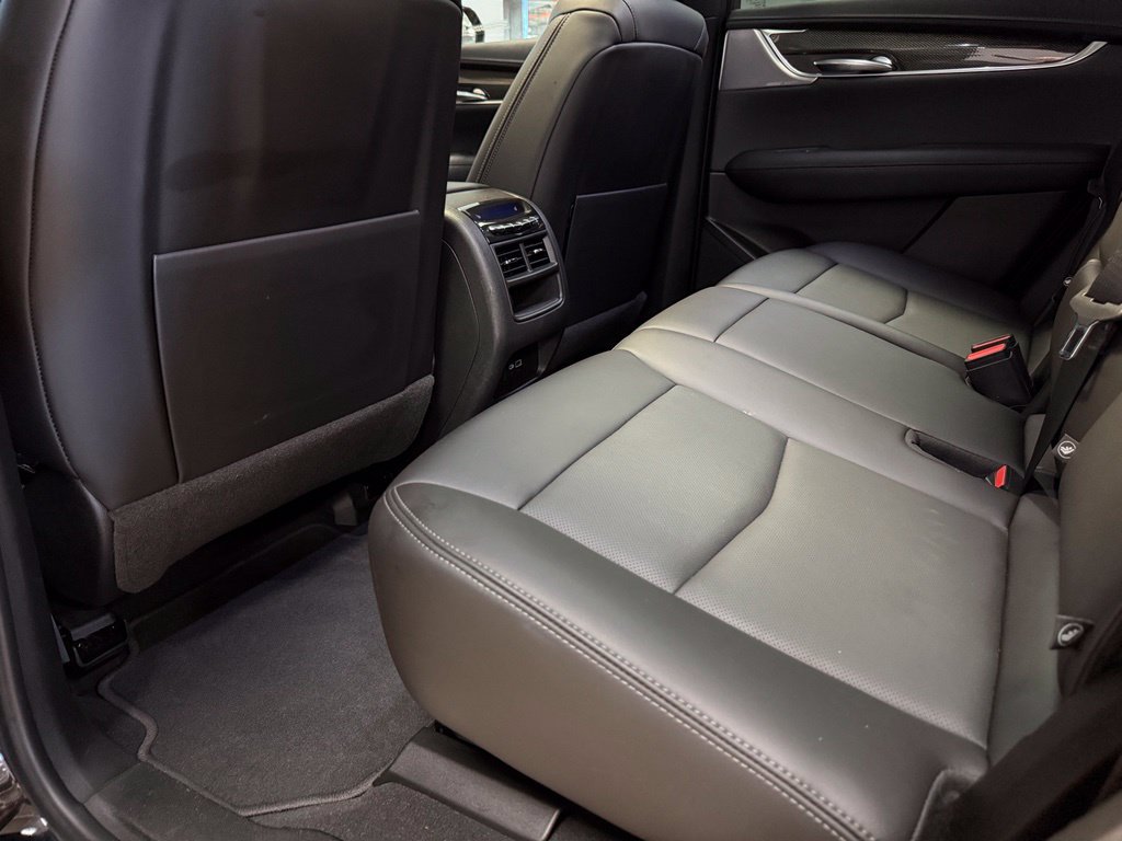 Used 2022 Cadillac XT5 Sportv w/ Technology Package AWD/4WD image 24