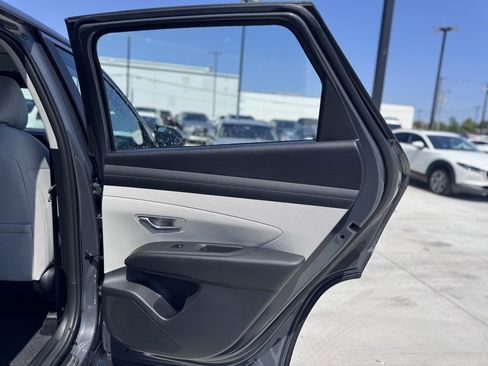 New 2026 Hyundai Tucson SE image 12