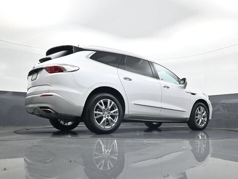 Used 2023 Buick Enclave Essence w/ Experience Buick Package AWD/4WD image 26