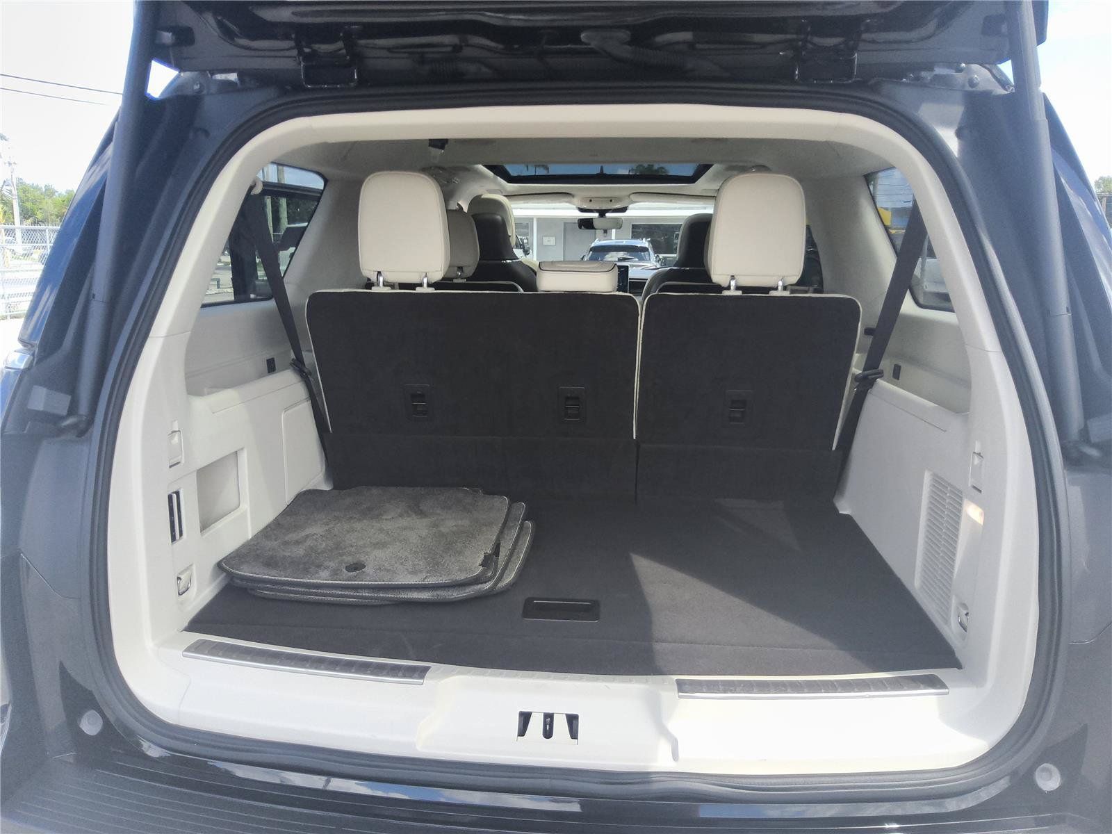 Certified 2024 Lincoln Navigator L Black Label AWD/4WD image 25