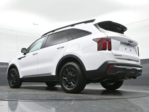 Used 2025 Kia Sorento SX Prestige w/ Sage Leather Package AWD/4WD image 14
