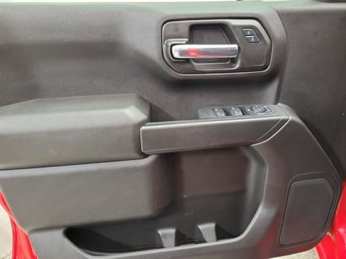 Certified 2024 Chevrolet Silverado 1500 Custom Trail Boss w/ Dark Appearance Package AWD/4WD image 15