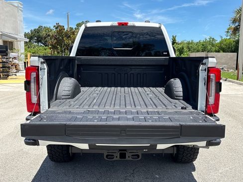 Certified 2025 Ford F250 Platinum AWD/4WD image 10