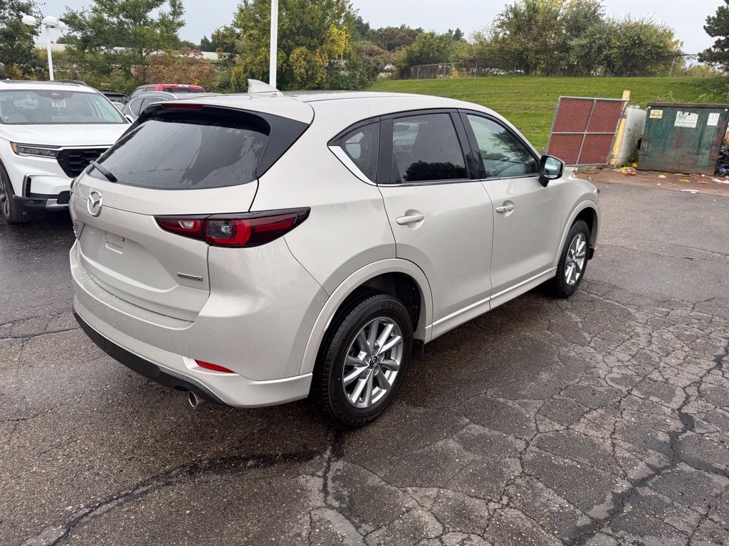 Used 2025 MAZDA CX-5 AWD 2.5 S w/ Preferred Package image 3