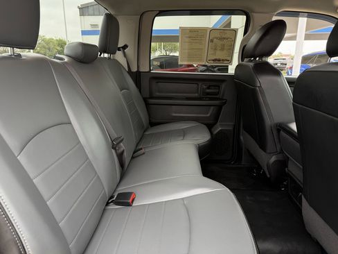 Used 2023 RAM 1500 Tradesman w/ Chrome Appearance Group image 23