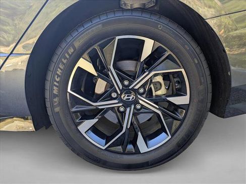Certified 2024 Hyundai Sonata SEL image 23