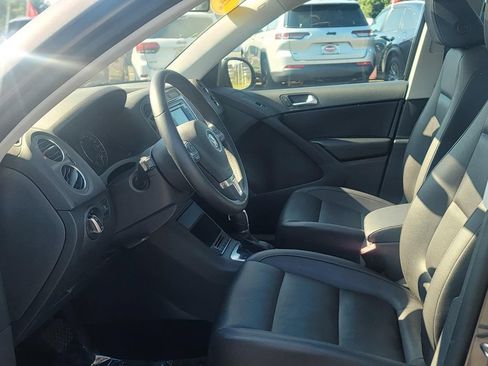 Used 2012 Volkswagen Tiguan S FWD image 14